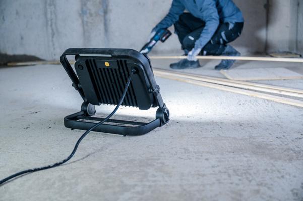 JARO PROJECTEUR LED PORTABLE 14060M 11500LM 100W IP65