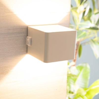 ISEO APPLIQUE EXT MAGNET 4W 3000K DETECT BLANC