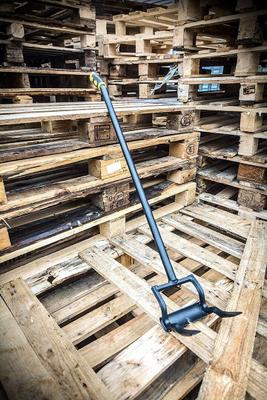 ROUGHNECK PALLET BUSTER 1100 MM