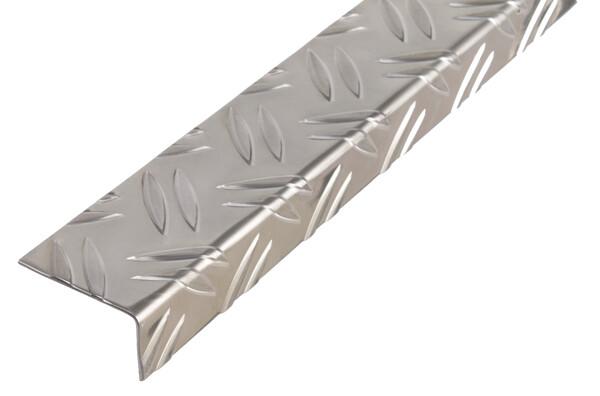 CORNIERE ALU STRIEE 65,6X35,5X1,5MM (1M)