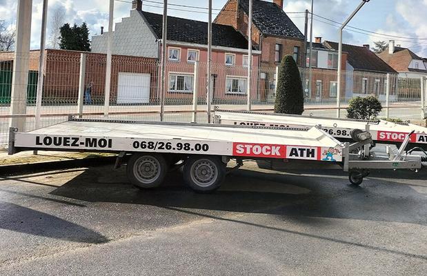 LOCATION REMOQUE DOUBLE ESSIEUX PLATEAU FREINEE 4.05X2M 3000KG TRANSPORT VOITURE