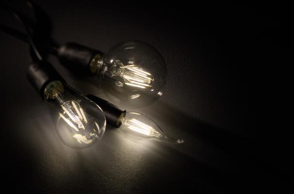 AMPOULE WINDSTOSSKERZE E14 LED 4W 470LM 2700K